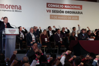 Sheinbaum exige renuncia de aspirantes de Morena a cargos públicos