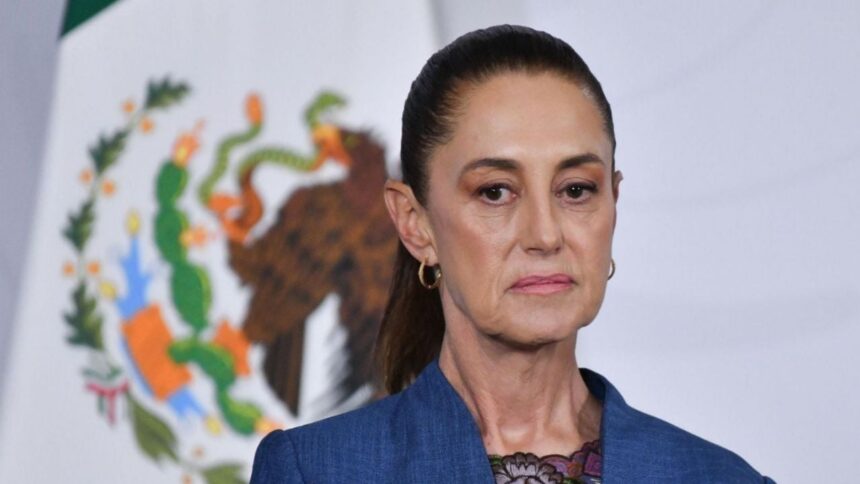 Aprobación de Sheinbaum baja 7 puntos por inseguridad y corrupción
