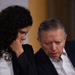 Sheinbaum propone aplazar elección judicial y reformar la SCJN