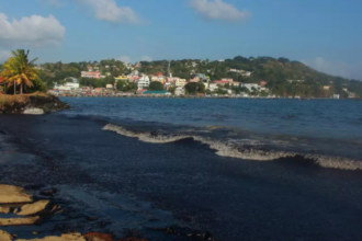 Venezuela denuncia derrame de petróleo de Trinidad y Tobago