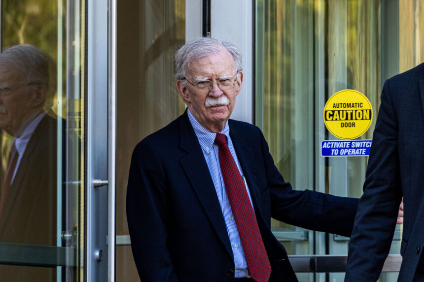 John Bolton se declarará culpable por manejo de documentos secretos