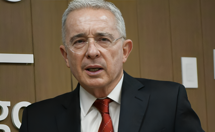 Fiscalía cita a indagatoria a Álvaro Uribe el 24 de julio
