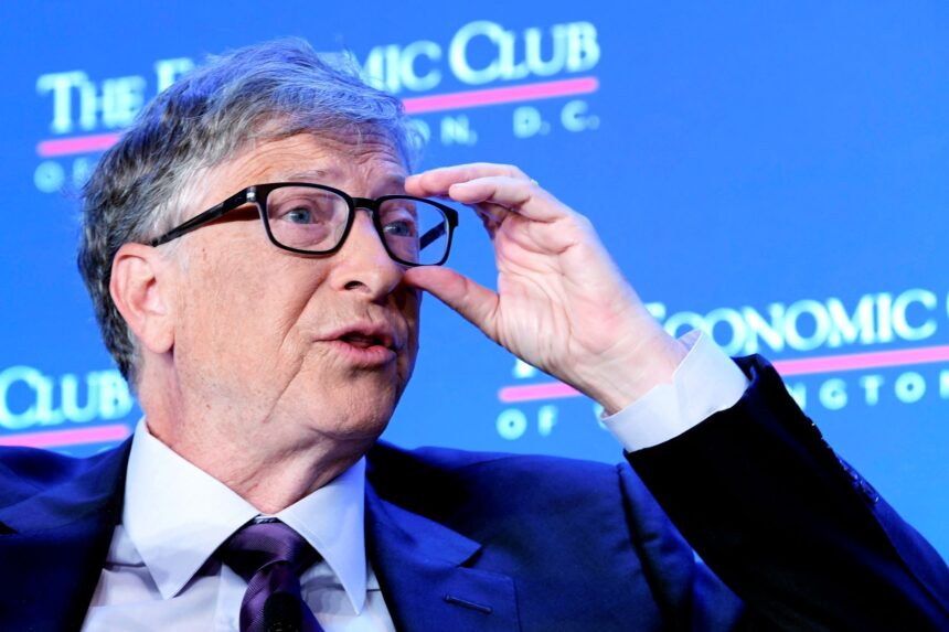 Bill Gates reconoce ante el Congreso error por reuniones con Epstein
