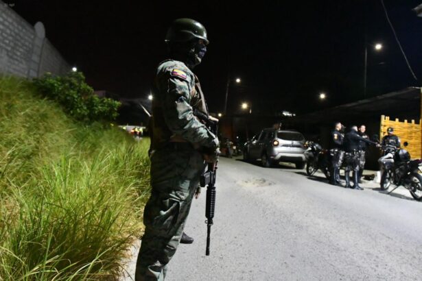 Ecuador declara nuevo conflicto armado interno con decreto 424