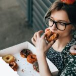 El estrés influye en la alimentación: claves sobre ingesta emocional