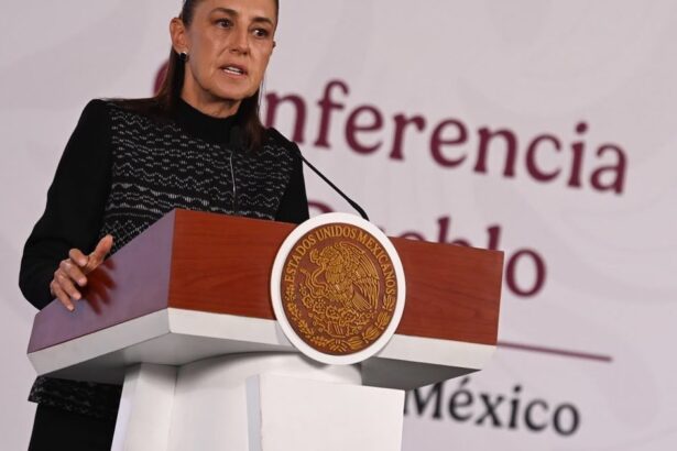 Sheinbaum critica a EE UU por no informar sobre huachicol fiscal