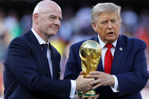 FIFA propone empresa comercial para el Mundial; UEFA rechaza plan