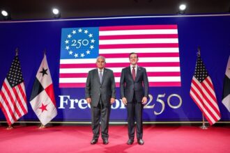 Mulino reafirma soberanía de Panamá al conmemorar 250 años de EE UU