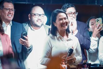 Keiko Fujimori inicia transición y nombra equipo técnico en Perú