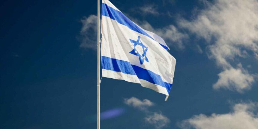 Israel dispuesto a retirar tropas de dos zonas en sur de Líbano