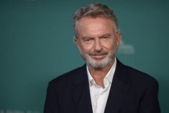 Muere Sam Neill, actor de Jurassic Park, a los 78 años en Nueva Zelanda