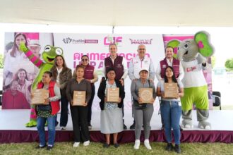 Ayuntamiento de Puebla reparte 4 mil despensas en San Baltazar