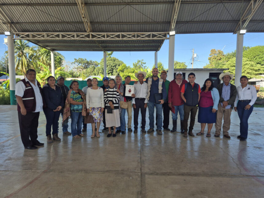 Superan rezago educativo 2,500 personas rurales en Chihuahua