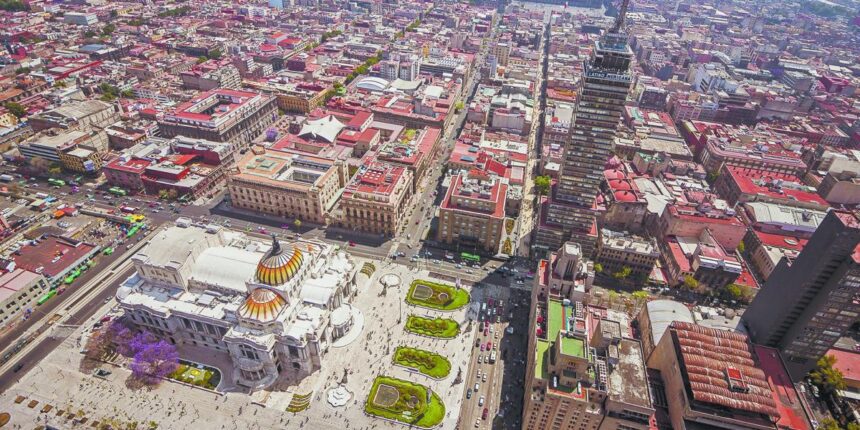 Brugada lanza plan integral contra despojo de viviendas en CDMX