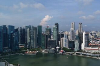 Singapur otorgará 47,000 euros por hijo para aumentar natalidad