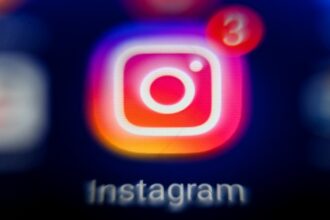 Instagram identificará perfiles con personas generadas por IA