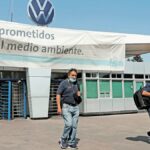 CCE prevé más despidos en Volkswagen Puebla y proveedoras