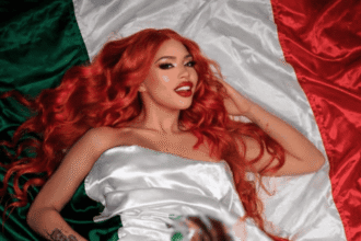 Yeri Mua enfrenta crítica y posibles sanciones por usar la bandera