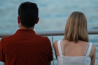 Padres demandan a clínica de fertilidad en Florida por negligencia