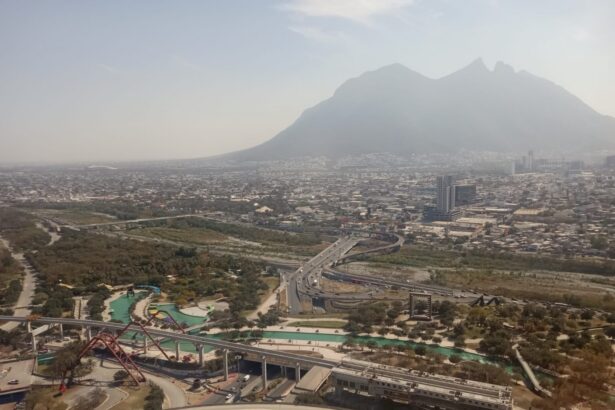Bruma y clima cálido de hasta 28°C este sábado en Nuevo León