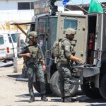 Israel detiene y ordena deportación de activistas en Cisjordania