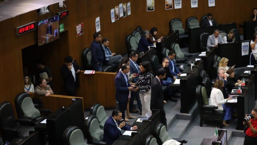 Citan a secretario de Seguridad NL por presunta actividad electoral