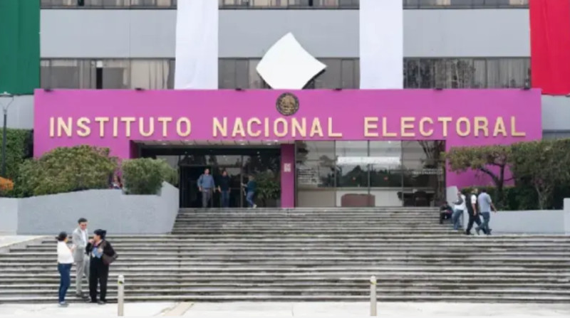 INE multa a Morena con casi 40 millones por afiliaciones indebidas