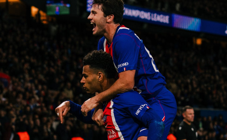 PSG vence 4-2 al Barcelona y lidera grupo en Champions League